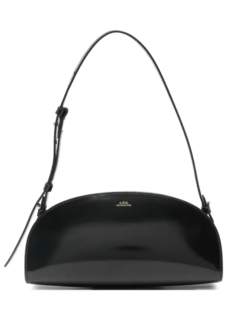 A.P.C. Kleine Demi-Lune Schultertasche in Schwarz