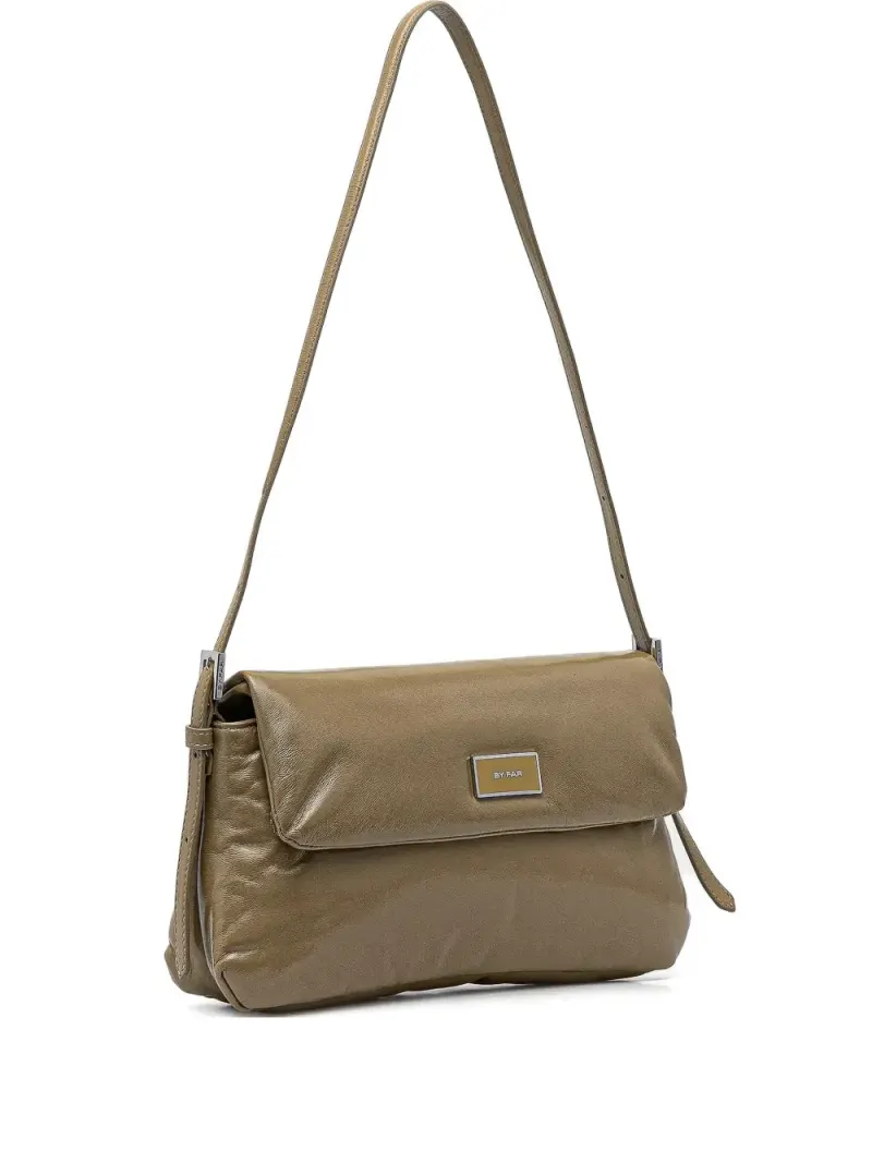 By Far Handtasche aus Leder in Braun