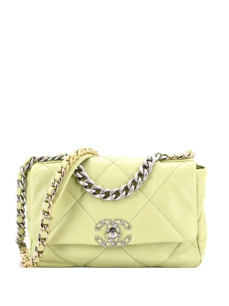 Chanel Mittelgroße 19 Flap Bag Umhängetasche aus Leder mit Steppung in Grün