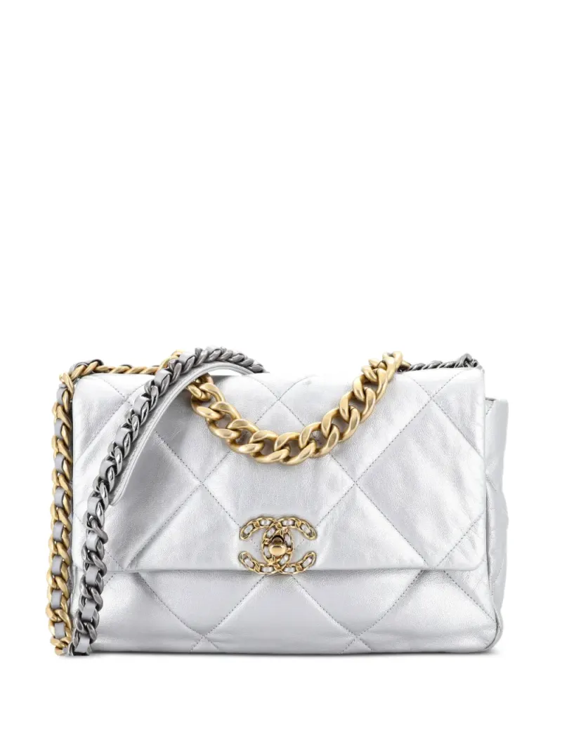 Chanel Große 19 Flap Bag Umhängetasche aus Leder mit Steppung in Silber