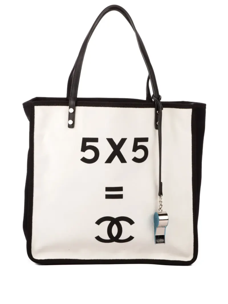 Chanel 2000s in Weiß – Pre-owned Taschen