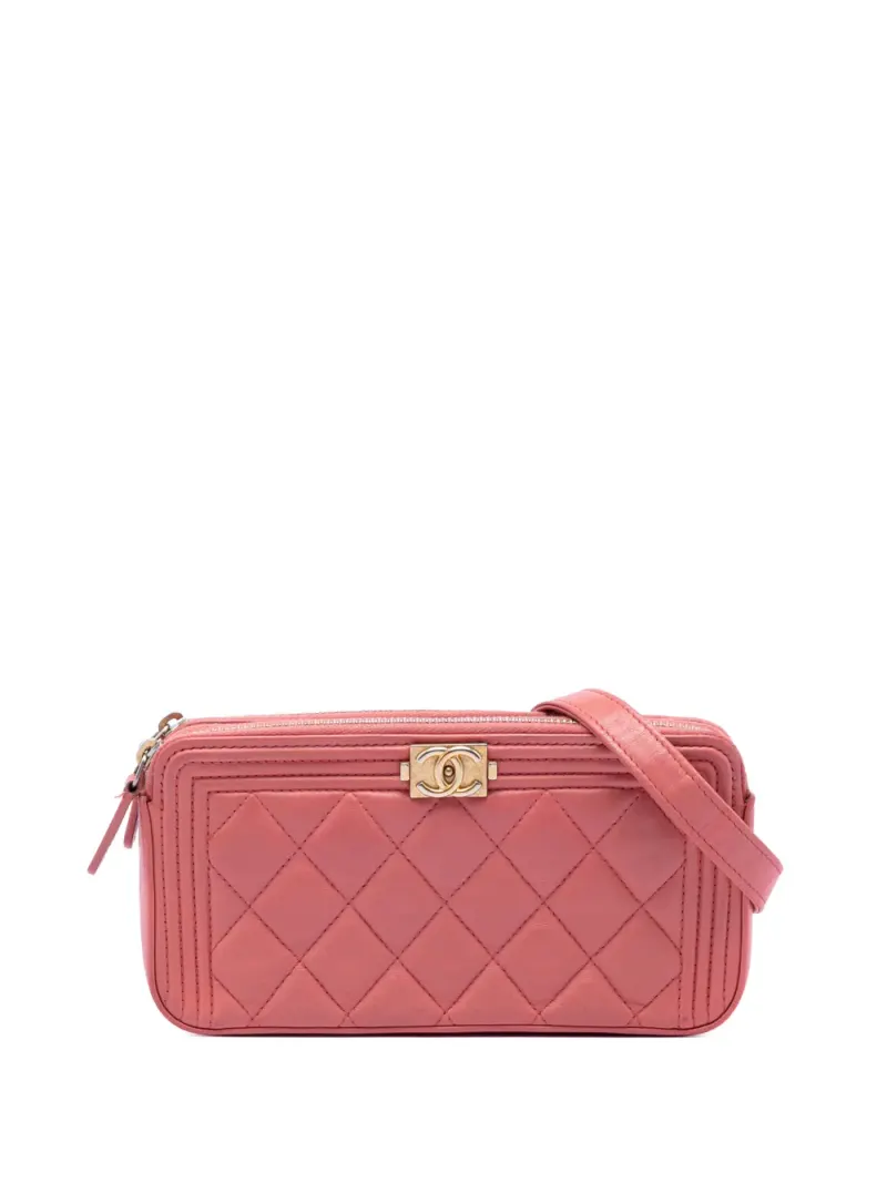 Chanel Boy in Rosa – Pre-owned Taschen
