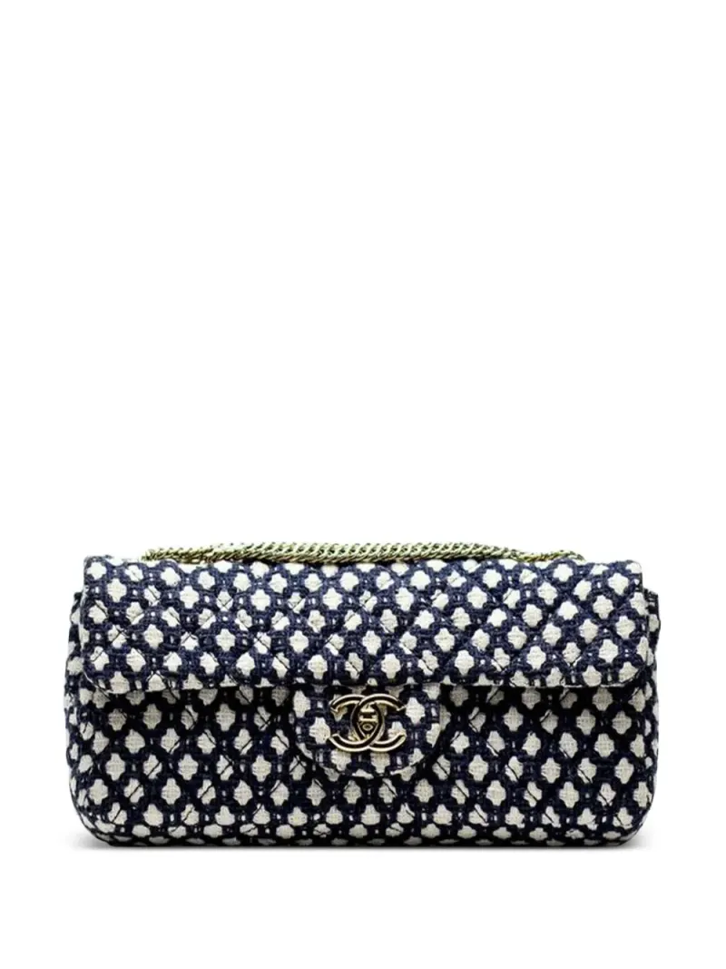 Chanel 2008 kleine Classic Flap Schultertasche in Blau
