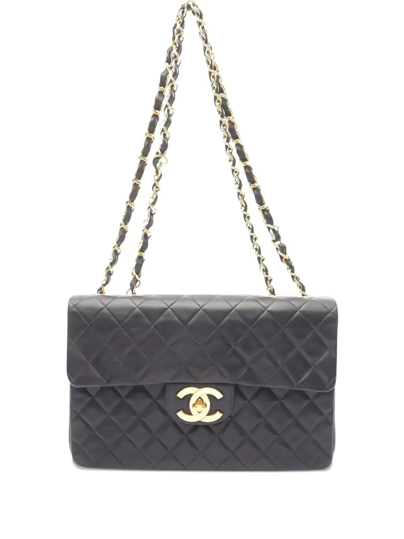 Chanel Classic Flap Schultertasche in Schwarz