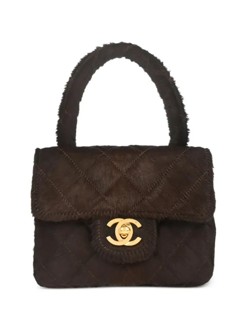 Chanel Micro Classic Flap Handtasche in Braun