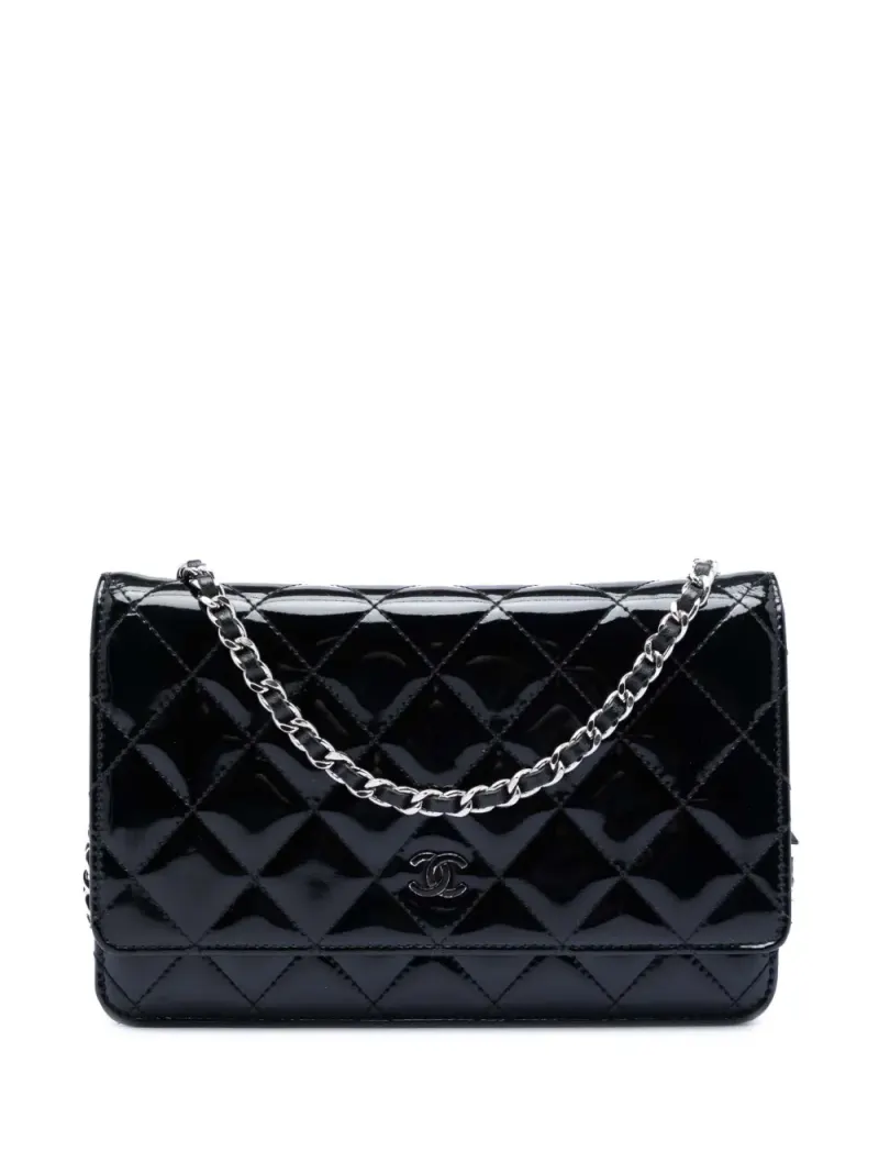 Chanel gestepptes Portemonnaie in Schwarz – Pre-owned Taschen