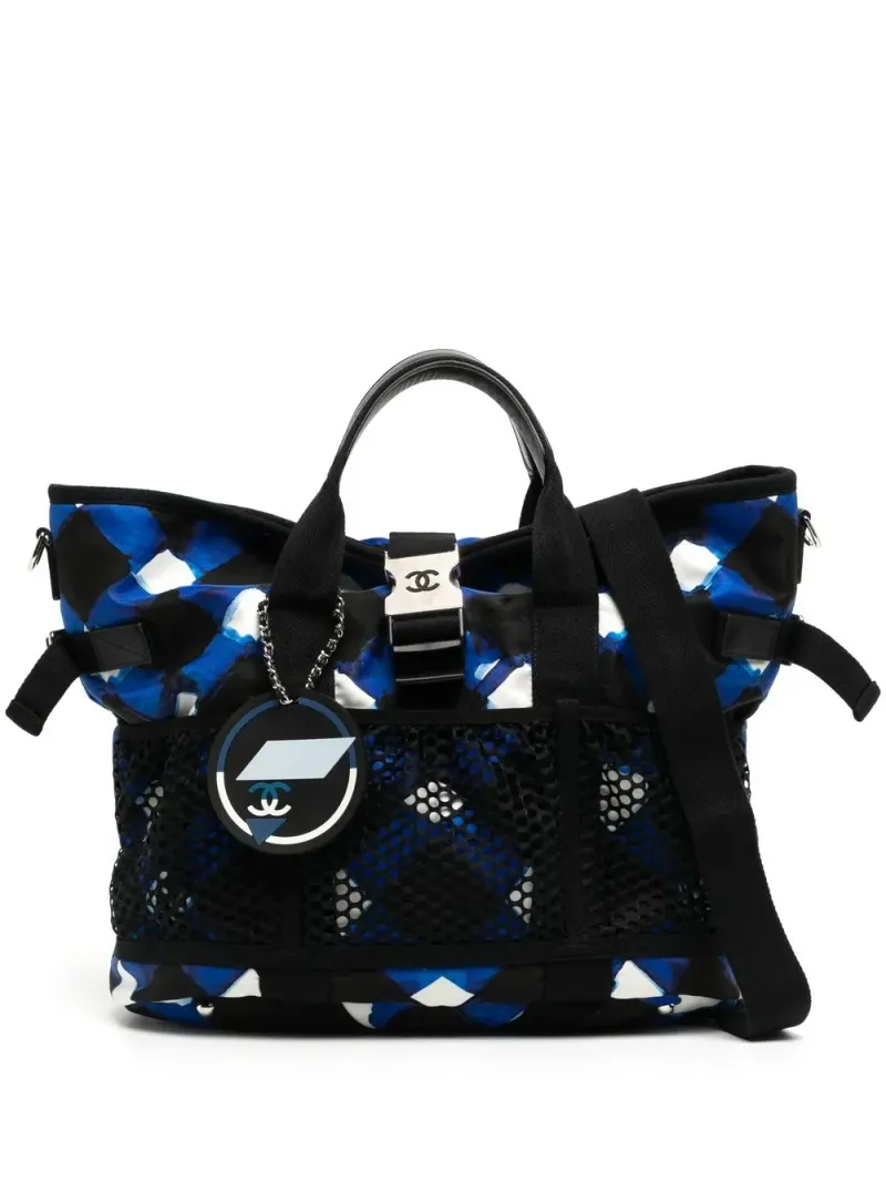 Chanel 2015-2016 Handtasche mit CC in Blau