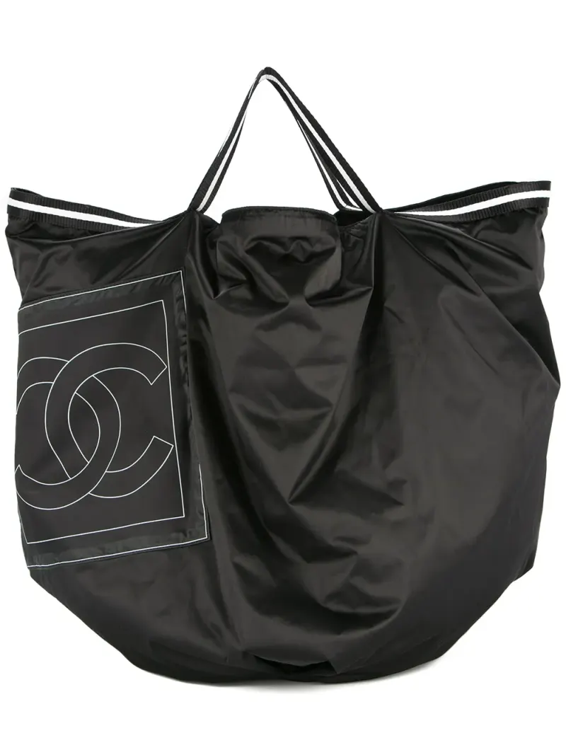 Chanel 'Jumbo XL' Shopper Jumbo in Schwarz