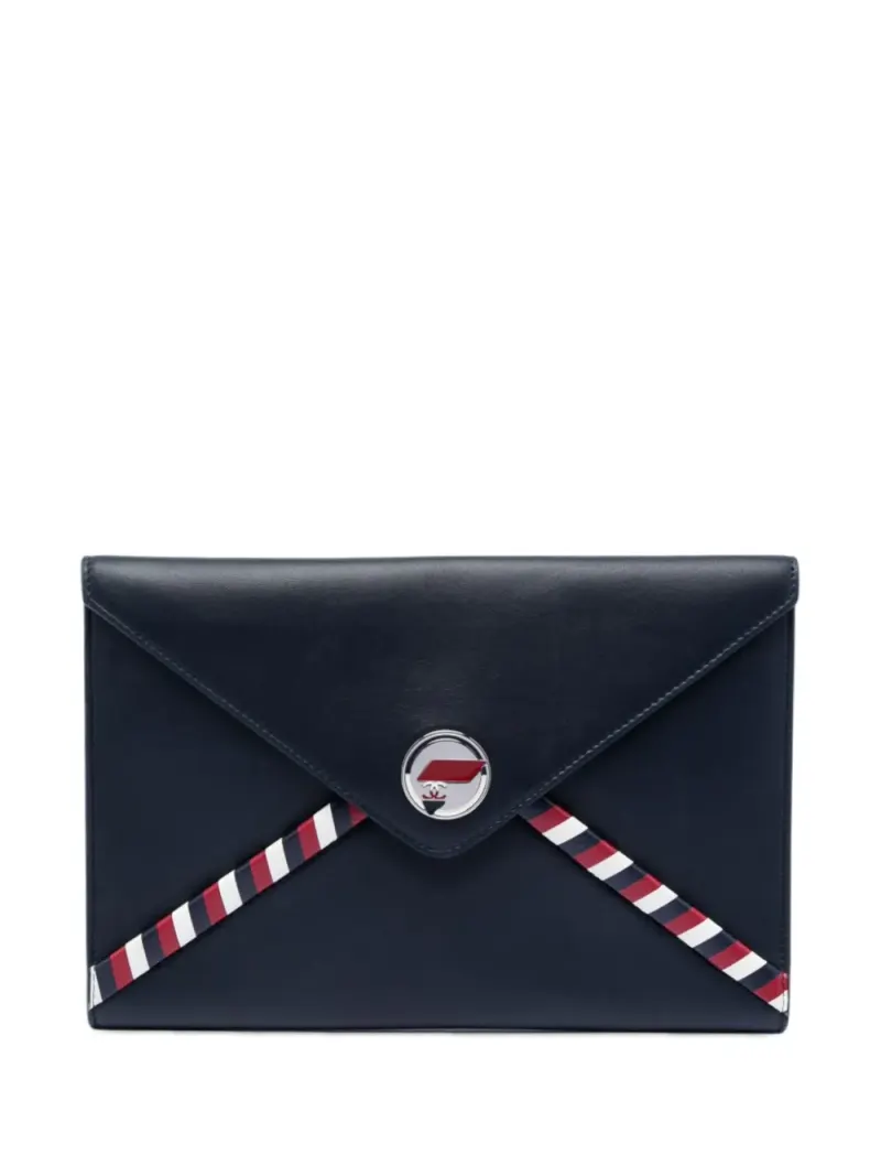 Chanel 2016-2017 Lambskin Airlines Envelope Clutch in Blau Lambskin-Leder