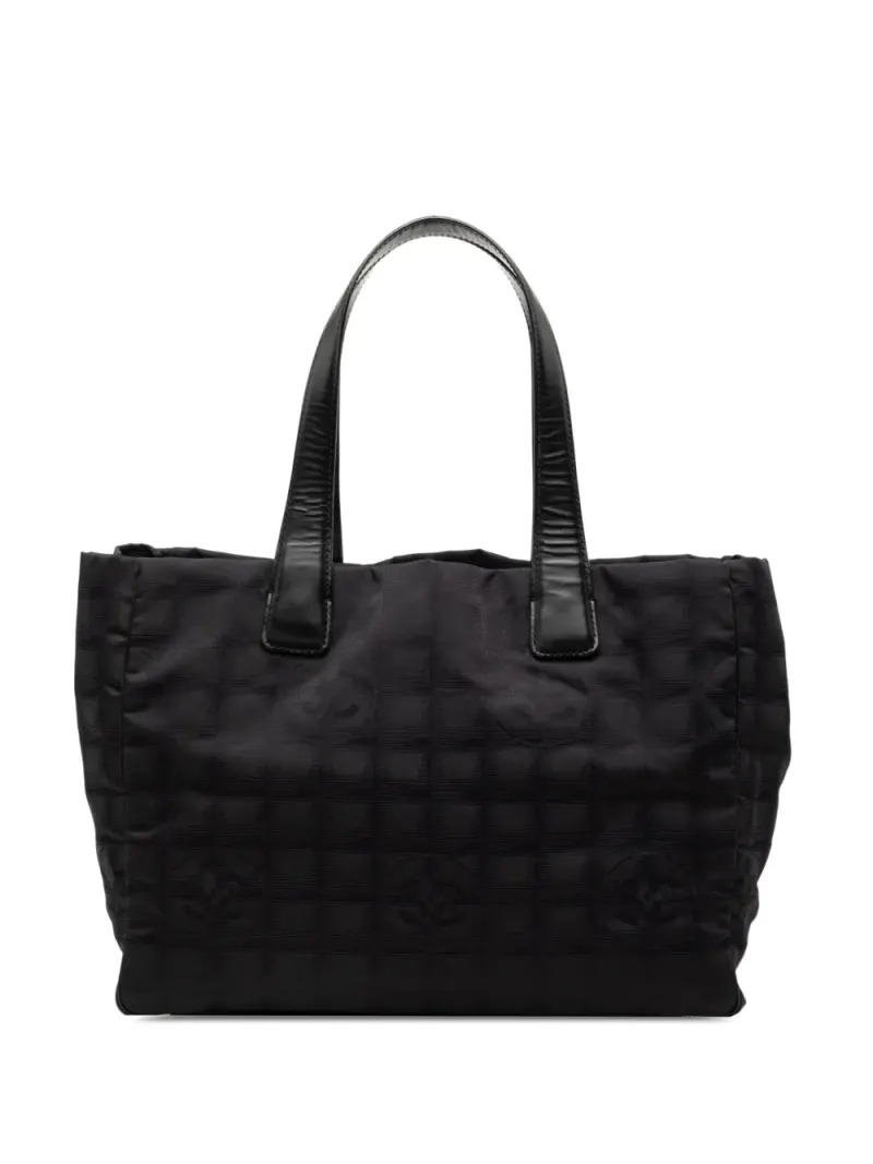 Chanel 2003-2004 New Travel Line Tote Bag aus Nylon in Schwarz