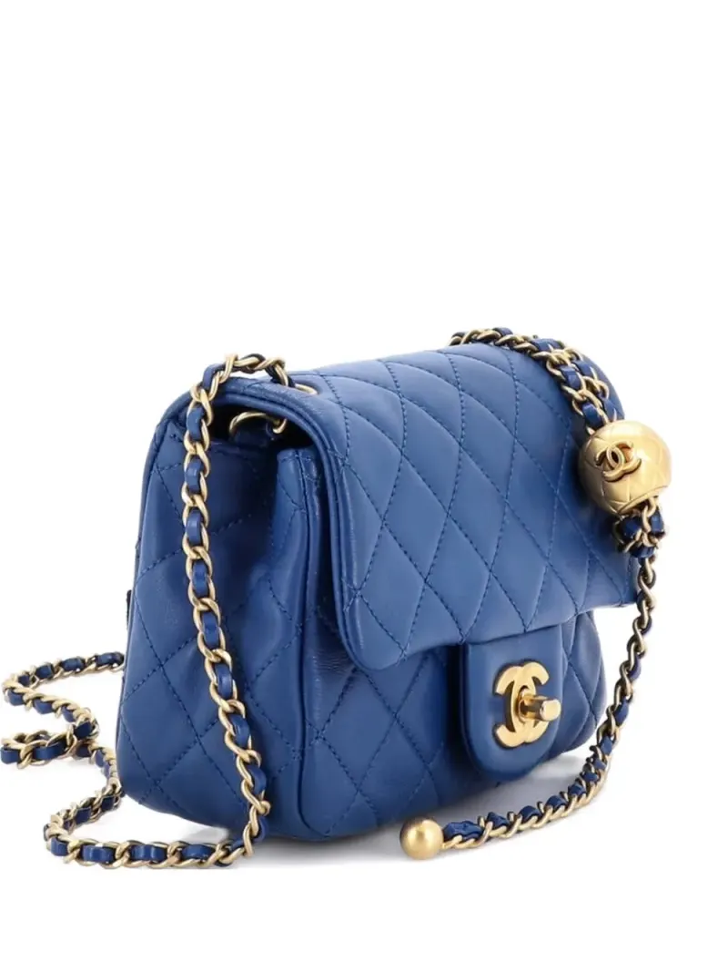 Chanel Pearl Crush Mini in Blau Lammleder-Leder – Pre-owned Taschen