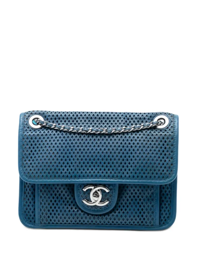 Chanel perforierte Up in the Air Flap in Blau – Pre-owned Taschen
