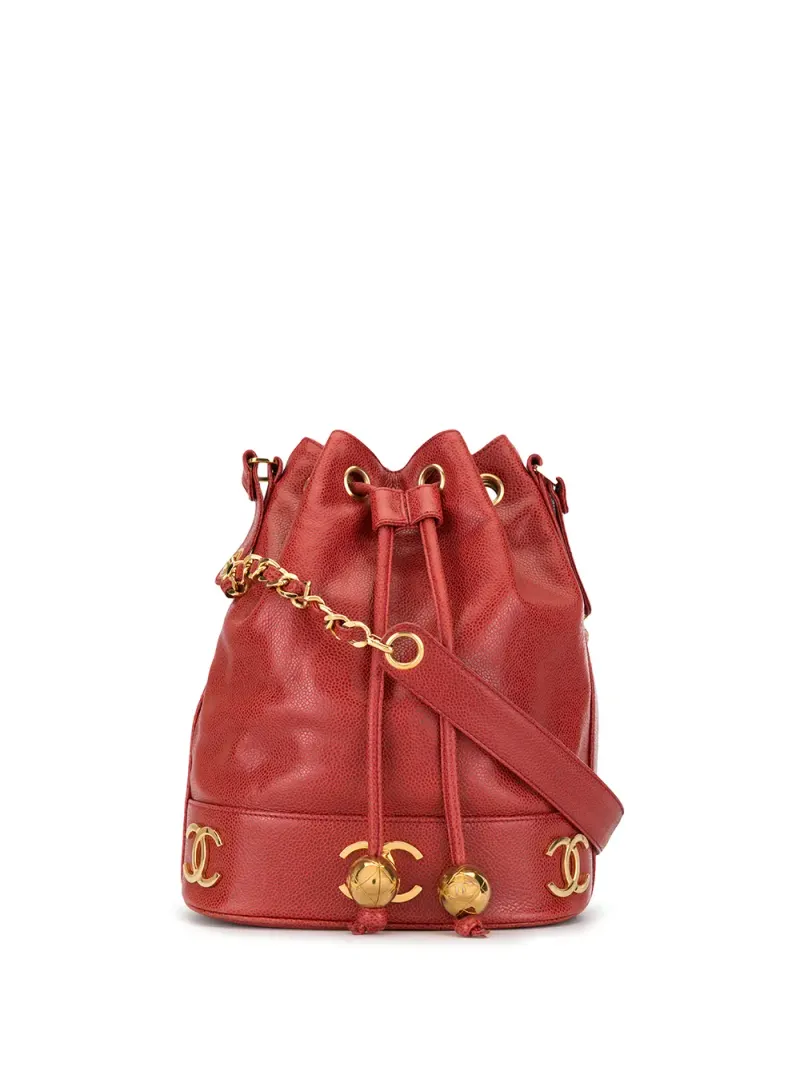 Chanel 1994-1999 Schultertasche mit Triple CC-Logo in Rot