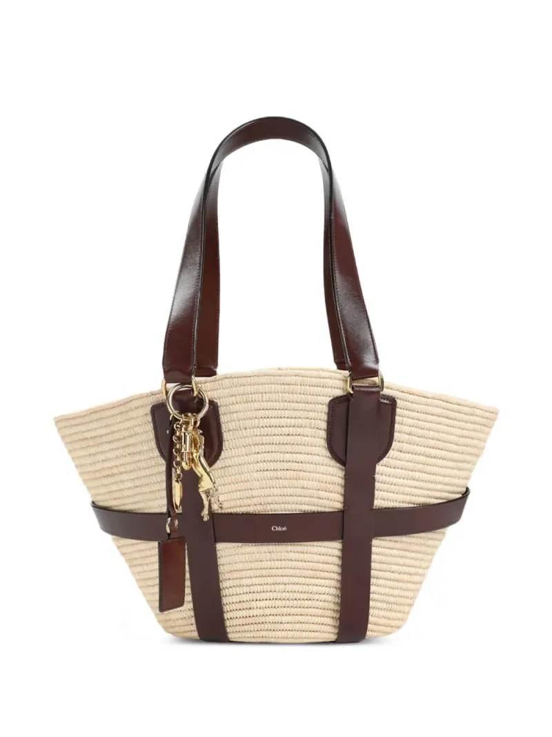 Chloé Große Kerala Schultertasche mit Anhängerdetail 25cm in Nude