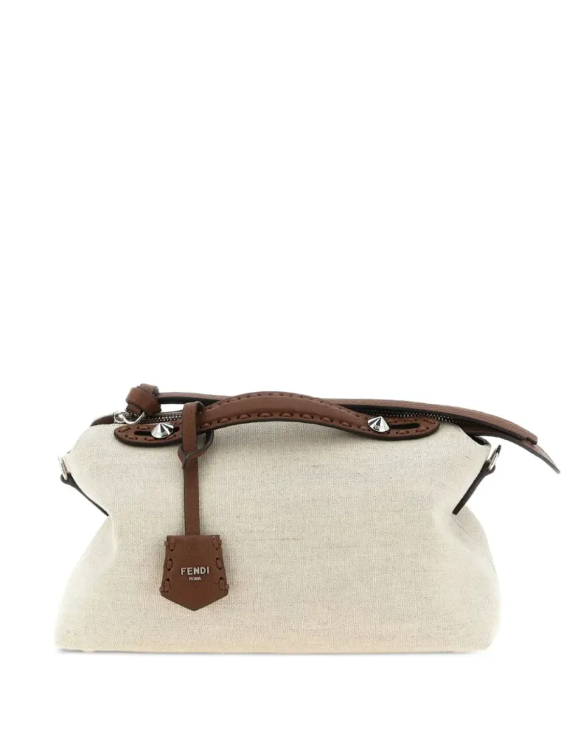 Fendi Reißverschluss-Handtasche mit Sattelstickerei in Weiß