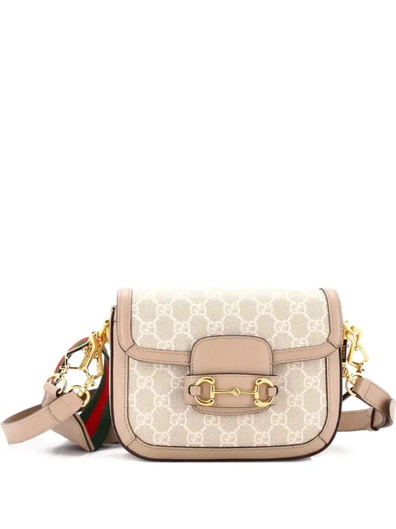 Gucci Mini Horsebit 1955 Schultertasche aus GG-beschichtetem Canvas mit Ledertasche Mini in Nude