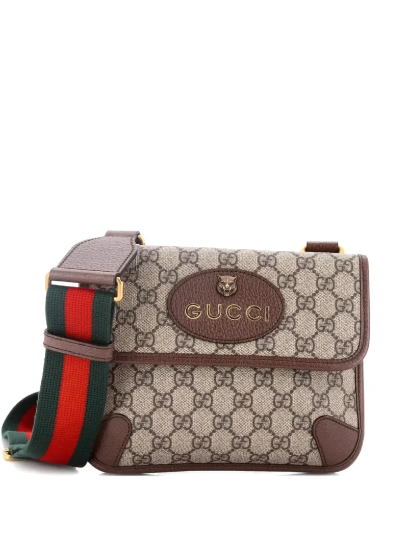 Gucci Kleine Neo Vintage Flap Umhängetasche aus beschichtetem GG-Canvas in Braun Gg-Canvas-Leder