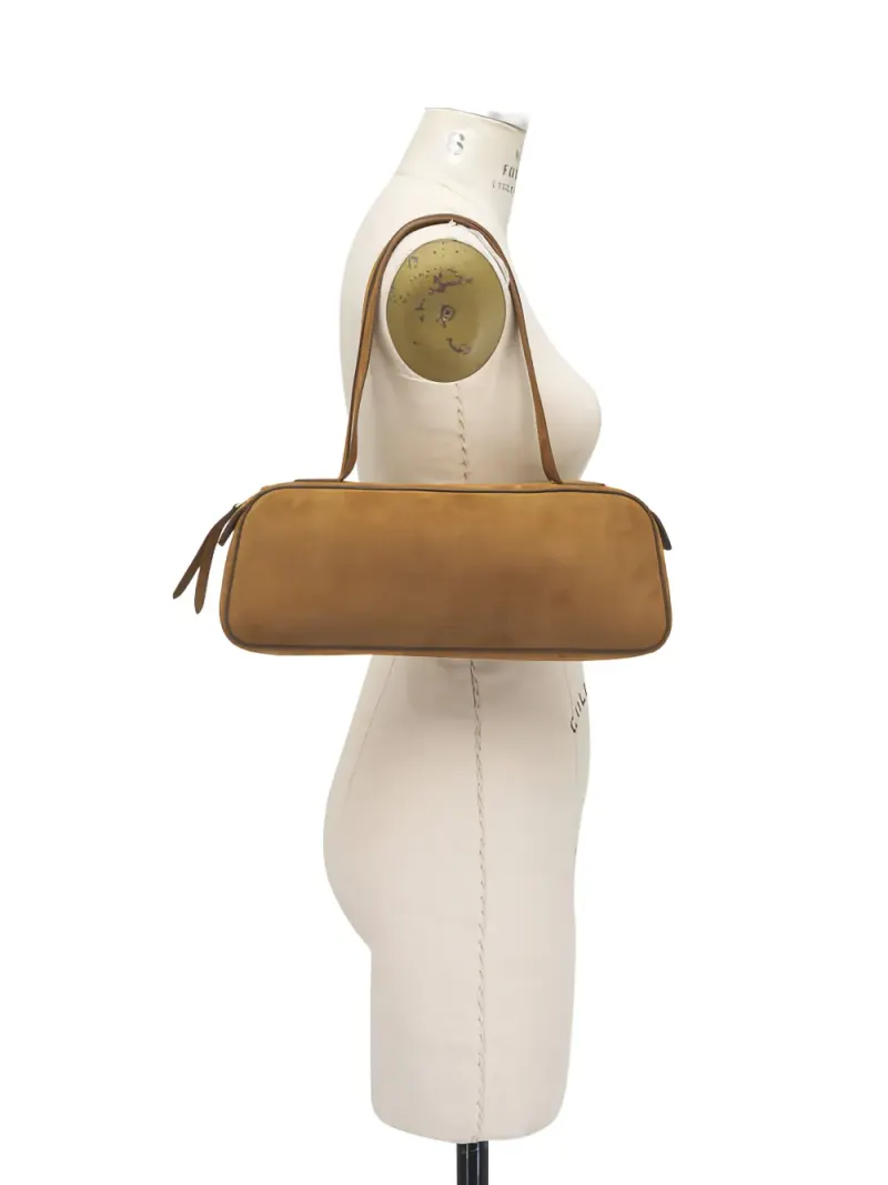 Khaite Simona Schultertasche in Nude