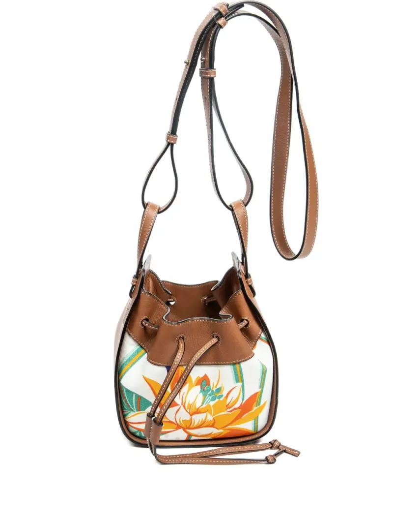 Loewe x Paula Ibiza mini Hammock Beuteltasche in Nude