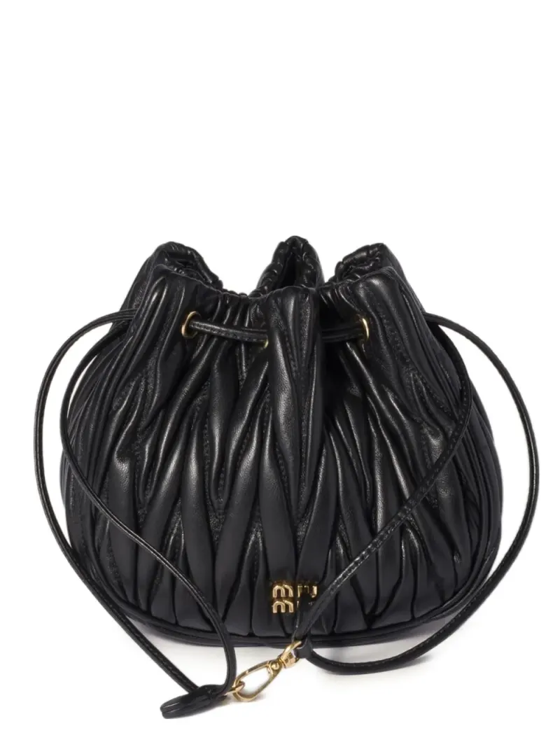 Miu Miu Clutch aus Matelassé-Leder