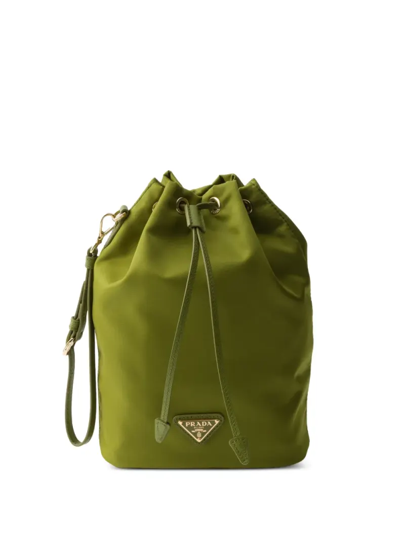 Prada Re-Nylon Clutch in Grün Re-Nylon-Leder